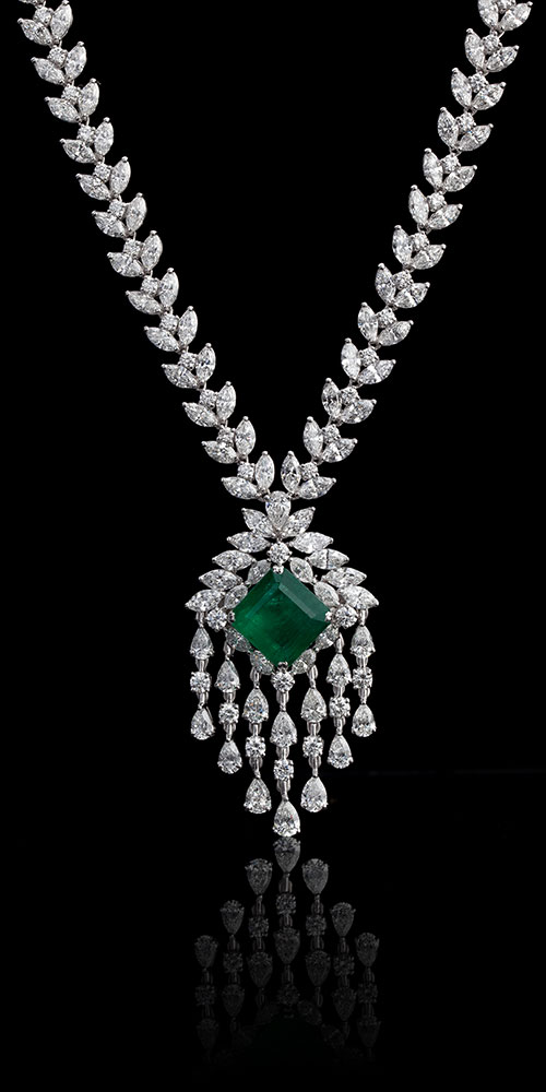 A Classic Pendant Necklace – Diamantina Fine Jewels